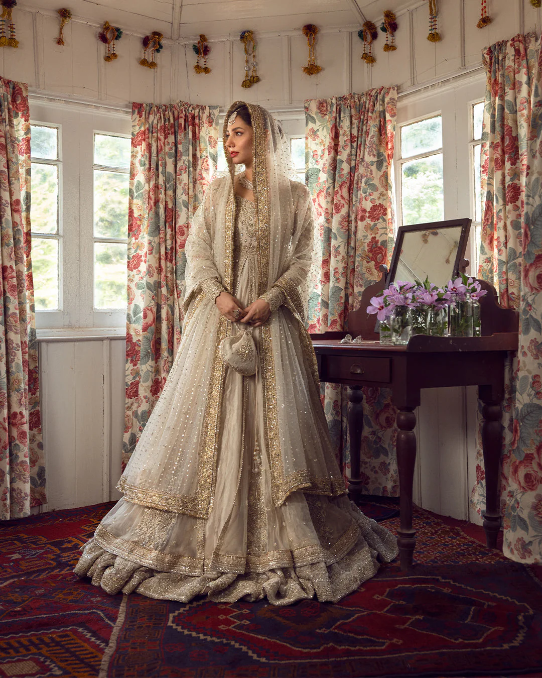Anamta - Faiza Saqlain - Image 4