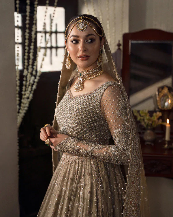 Faiza Saqlain - Mah - Image 5