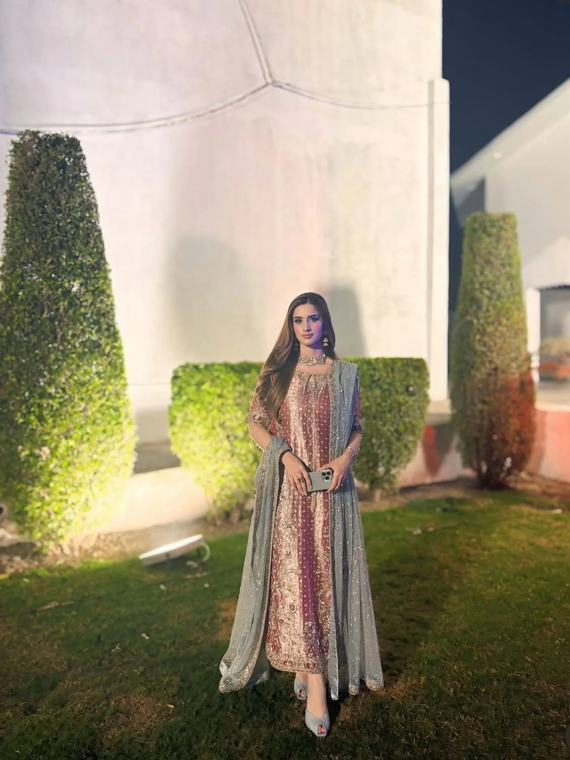 Haris Shakeel - 4 Pc Luxury Ensemble - Image 6