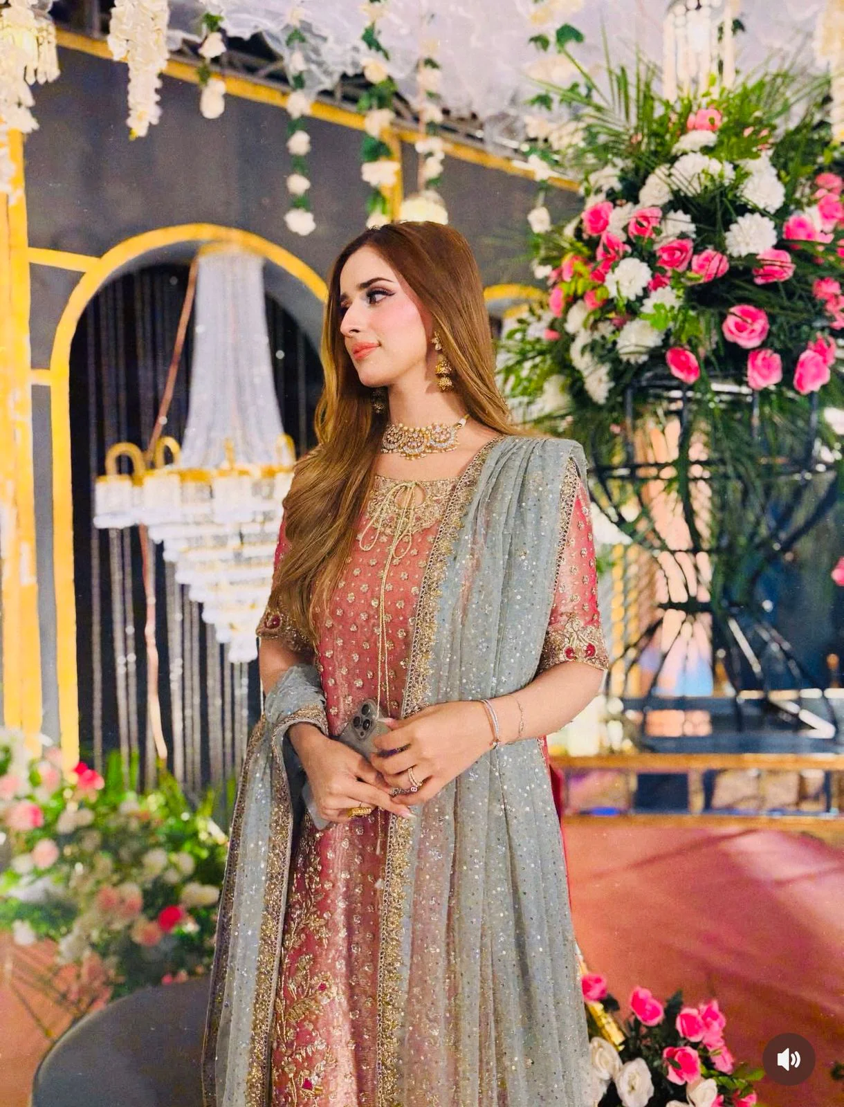 Haris Shakeel - 4 Pc Luxury Ensemble - Image 8